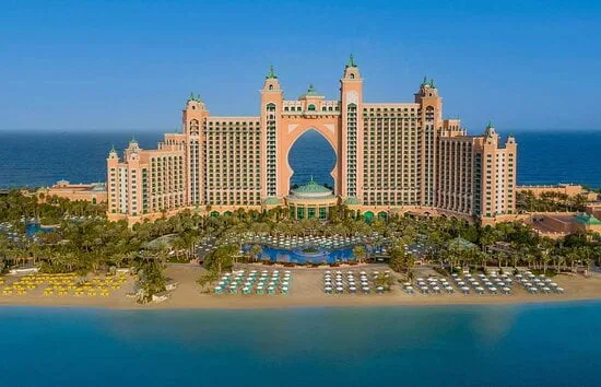 Dubai Unveiled: Navigating the Extravagance of the Desert Oasis